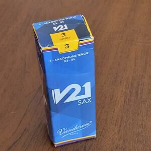 Vandoren V-21 Tenor Saxophone 3 Sib -Bb Reeds set of 4 New, sealed